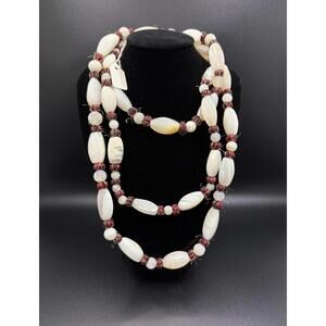 Vintage Oriental Hand Tied White Agate Trade Bead Necklace